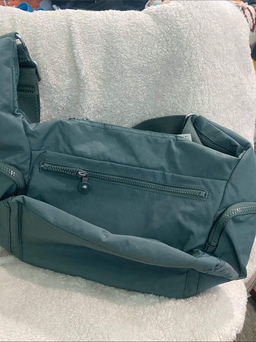 Kipling “Erica” Light Aloe Tonal Color - Picture 3 of 11